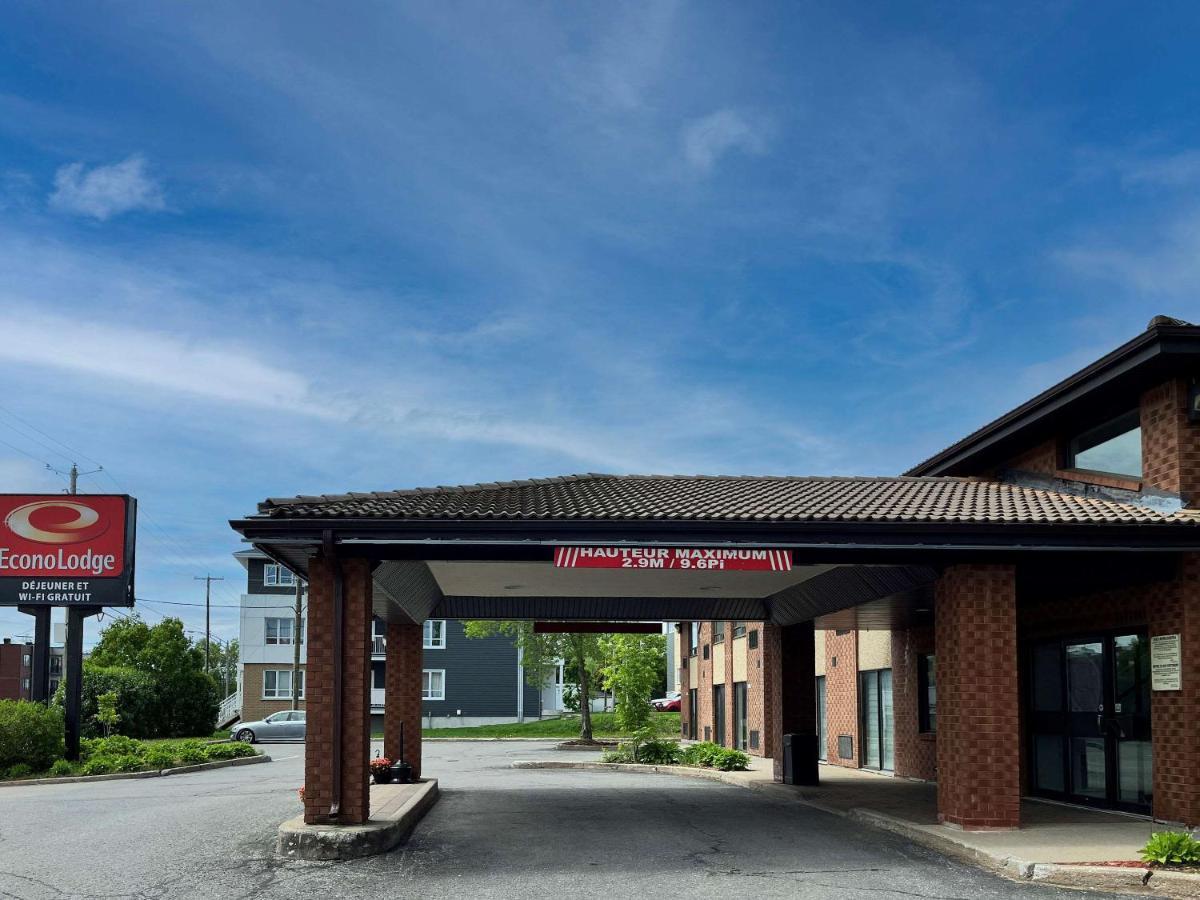 Econo Lodge Airport Quebec Exterior foto